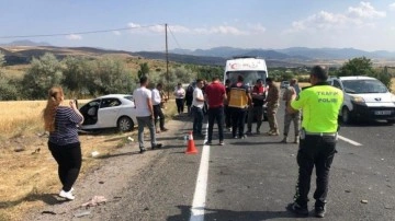 Elazığ'da acı kaza: Karı-koca öldü, 4 yaralı