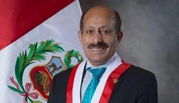 Eşine şiddet uygulamakla suçlanan Peru Başbakanı Pinto görevden alındı