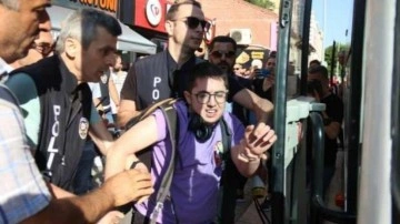 Eskişehir'de izinsiz LGBT yürüyüşüne polis müdahalesi: 10 gözaltı