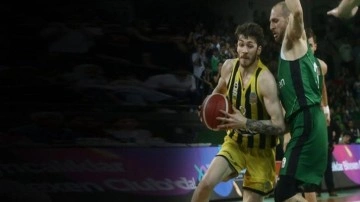 Fenerbahçe Beko final yolunda avantajı kaptı!