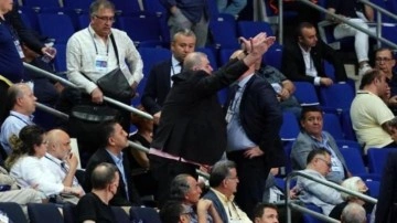 Fenerbahçe&rsquo;de 2 üye ihraç edildi