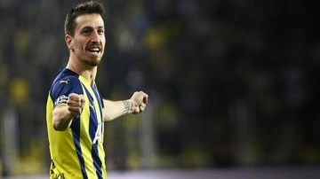 Fenerbahçe'de Mert Hakan şoku! Avusturya kampından ayrıldı