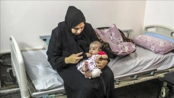 Filistinli bebek, tüm ailesini kaybetti!
