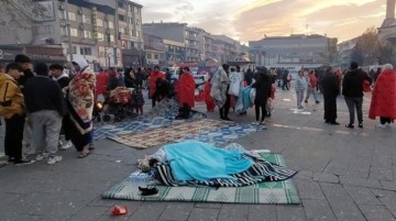 Fırsatçılar deprem de dinlemiyor! Vatandaşlar kendini sokağa atınca hemen harekete geçtiler