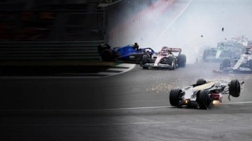 Formula 1'de korkunç kaza! Araç metrelerce takla attı