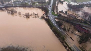 Fransa'nın kuzeyini ve doğusunu sel vurdu: 1 kişi yaşamını yitirdi