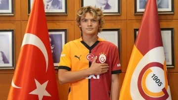 Galatasaray genç futbolcuyla 4 yıllık sözleşme imzaladı
