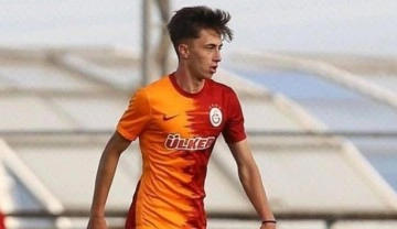 Galatasaray genç oyuncuyla profesyonel sözleşme imzaladı