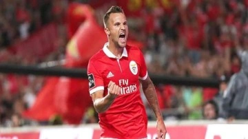 Galatasaray'dan Seferovic için kiralama teklifi!