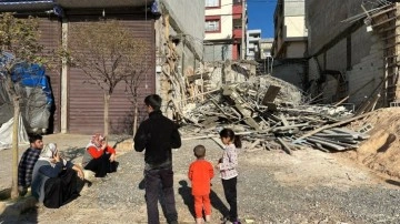 Gaziantep'de yapımı devam eden inşaat çöktü