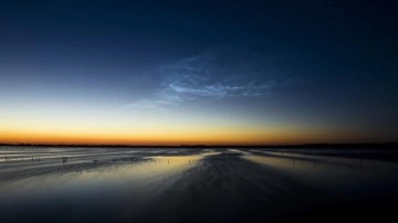 Gece gökyüzünde beyaz bulut neden olur? Gece gökyüzünde parlayan Noctilucent bulutlar!