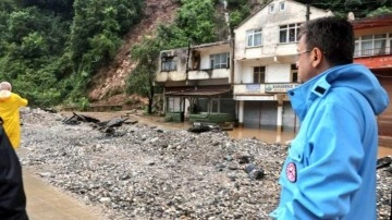 Giresun'da sel: Bir kişi kayboldu