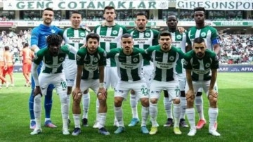 Giresunspor'da ligde kalmayı garantilemenin mutluluğu yaşanıyor