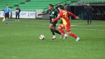 Göztepe Sakarya'da 2 golle kazandı