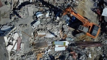 Hacettepe'nin deprem raporu: Beton dayanımı el ile ufalanabilecek kadar düşük