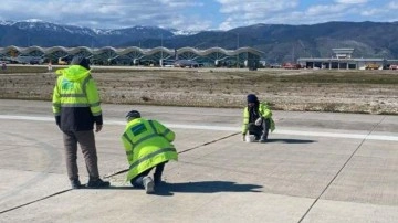 Hatay Havalimanı'nın 24 saat içinde açılması planlanıyor