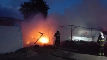 Hatay'da çadır kentte çıkan yangın söndürüldü