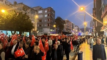 Hataylılar 12 şehit asker için yürüdü: Kahrolsun PKK