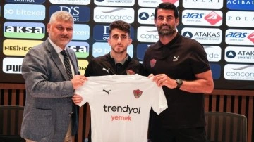 Hatayspor, Ömer Faruk Beyaz için imza töreni düzenledi