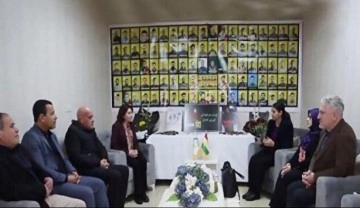 HDP'li heyet PKK yuvalarını ziyaret etti: Türkiye'yi katliamla suçladılar!