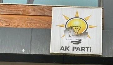 HDP'lilerden AK Parti binasına taşlı saldırı