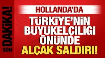 Hollanda'da, Türkiye'nin Büyükelçiliği önünde Kur'an-ı Kerim'e alçak saldırı!