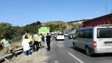 İBB'nin su tankeri şarampole yuvarlandı: 2 yaralı