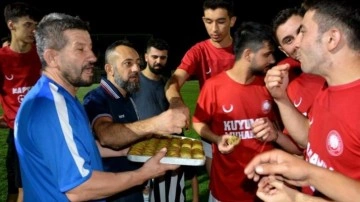 İmam Hatipliler Spor futbolcularına tatlı dopingi