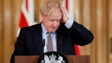 İngiltere Başbakanı Johnson özür diledi