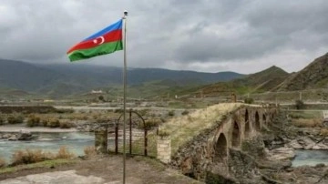 İran&rsquo;dan Azerbaycan ve Ermenistan'a uyarı: Sessiz kalmayacağız!