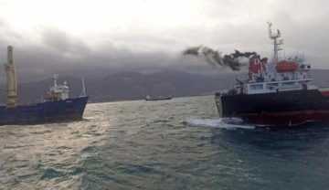 İskenderun Körfezi'nde iki gemi çarpıştı