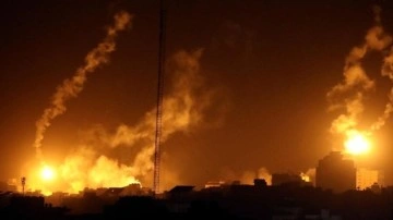 İsrail'in Gazze'ye gece boyu düzenlediği saldırılarda çok sayıda Filistinli şehit oldu