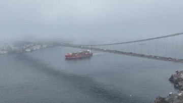 İstanbul Boğazı'nda gemi trafiği geçici olarak askıya alındı!