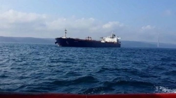İstanbul Boğazı'nda gemi arızası: Trafik çift yönlü askıya alındı