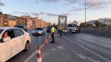 İstanbul'da bugün bazı yollar trafiğe kapatıldı