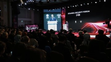 İstanbul Güvenlik Forumu'nda Türkiye'nin istikrarlaştırıcı gücü konuşuldu
