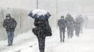 İstanbul'a kar uyarısı. Bu iki güne dikkat. Eldivenleri ve bereleri çıkartın