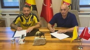 İstanbulspor, Patrick Ebert&rsquo;i kadrosuna kattı