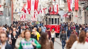 İstanbul'un 10 milyonu Avrupa, 6 milyonu Anadolu Yakası'nda yaşıyor