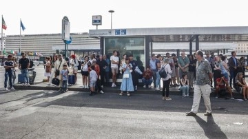 İtalya'da ulaşım durdu! Çalışanlar 24 saatlik greve gitti