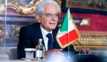 İtalya'da yeniden Mattarella dönemi