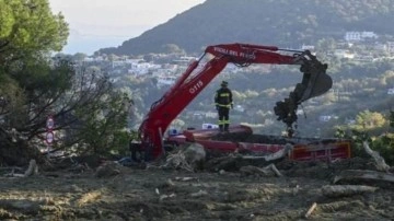 İtalya&rsquo;nın Ischia Adası&rsquo;ndaki heyelanda can kaybı 11'e yükseldi