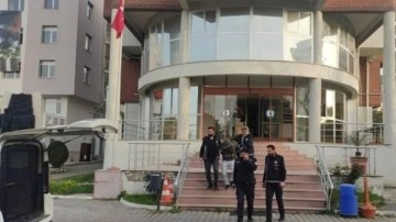 İzmir'de babası ve babaannesini darbeden kişi tutuklandı