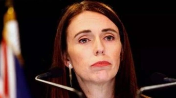 Jacinda Ardern Kovid-19'a yakalandı