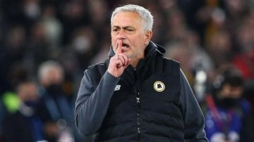 Jose Mourinho'nun yerine efsane isim. Roma'nın yeni teknik direktörü açıklandı