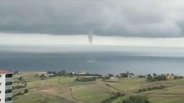 Karadeniz'de hortum oluştu