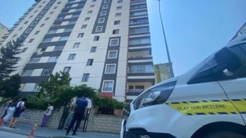 Kayseri'de 1 saat arayla apartmandan düşen 1'i kadın 2 kişi ağır yaralandı