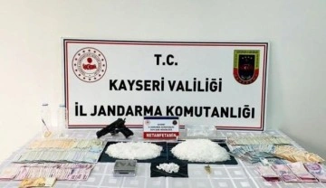 Kayseri'de uyuşturucu operasyonu: 4 zanlı yakalandı
