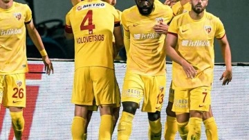 Kayserispor, İstanbul'da 2 golle kazandı