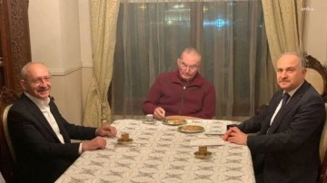 Kılıçdaroğlu, Deniz Baykal'ı evinde ziyaret etti